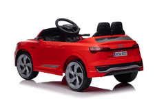 Pojazd Audi SQ8 Czerwony