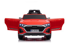Pojazd Audi SQ8 Czerwony