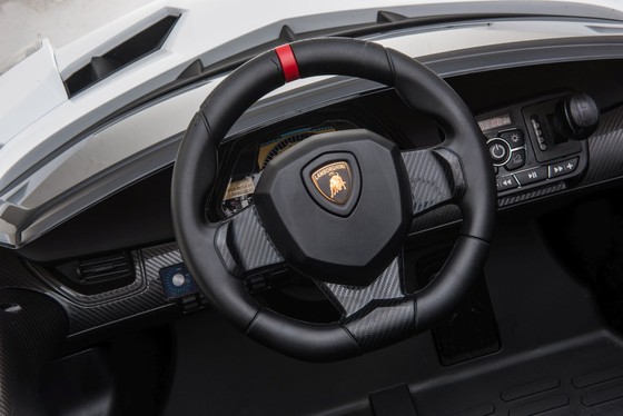 Pojazd Lamborghini Veneno Biały