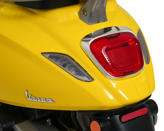 Pojazd Skuter Vespa ROMA Żółty