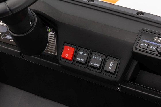 Pojazd Pick-Up Champion Biały