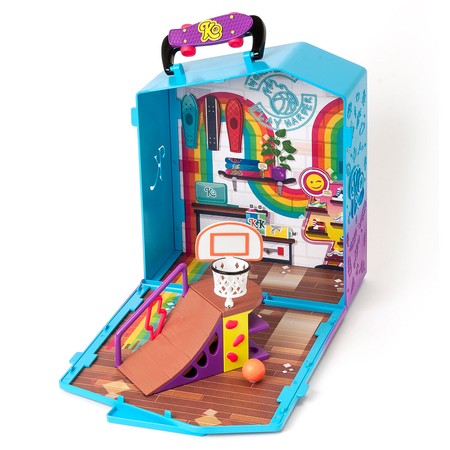 KOOKYLOOS Lizzie Pop Up Sklep Sportowy lalka, figurka