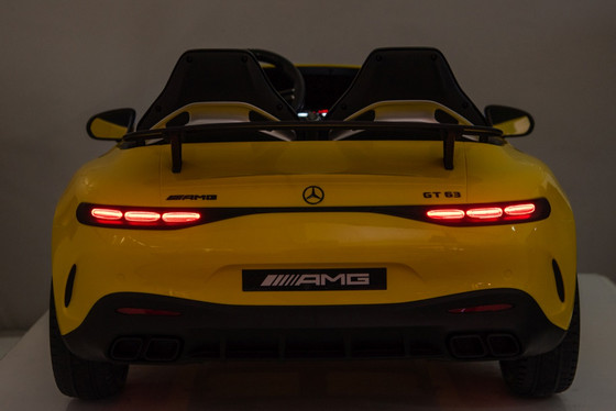 Pojazd Mercedes Benz GT63 AMG Żółty