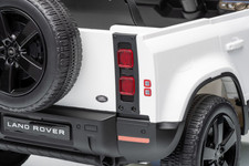 Pojazd Land Rover Defender Biały