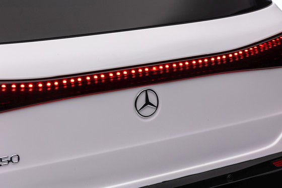 Pojazd Mercedes Benz EQA 250 Biały